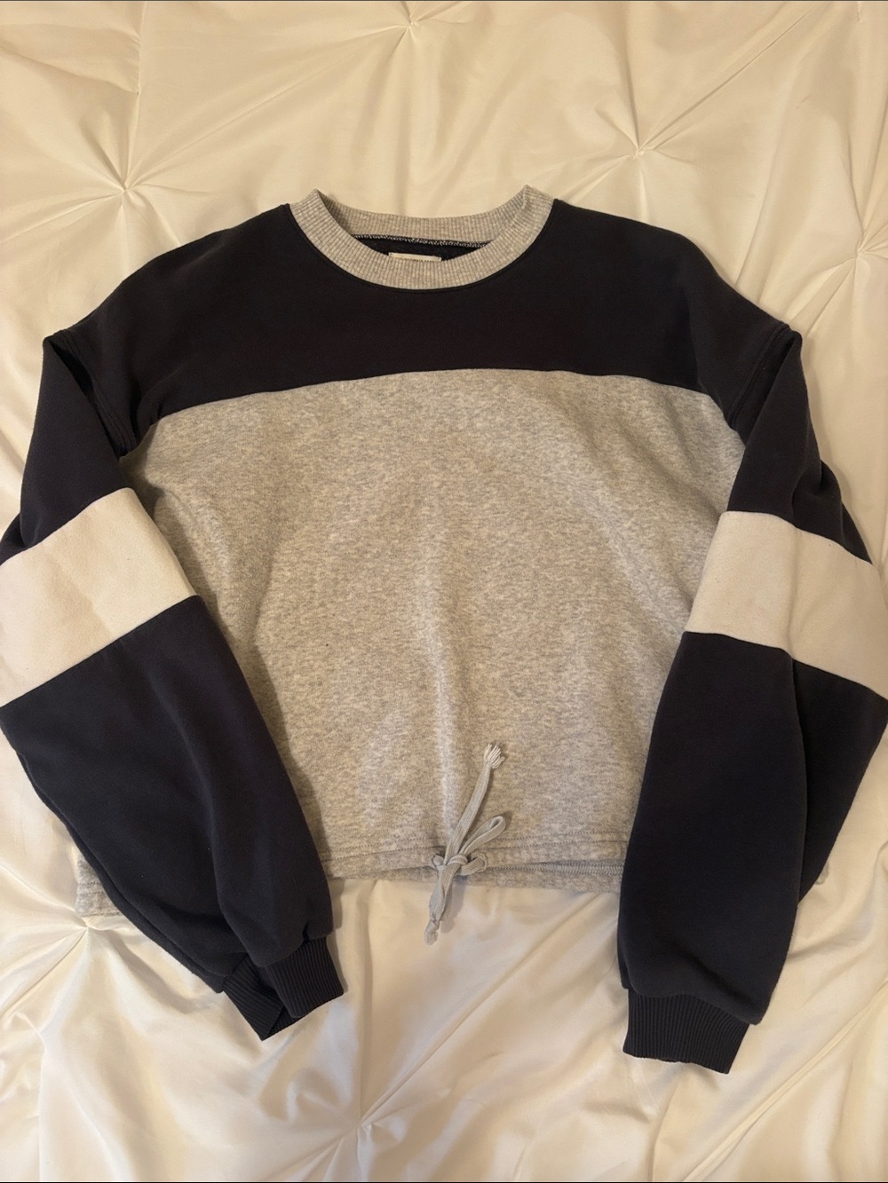 American Eagle Outfitters Colorblock Crewneck Sweater - Black & Gray & White